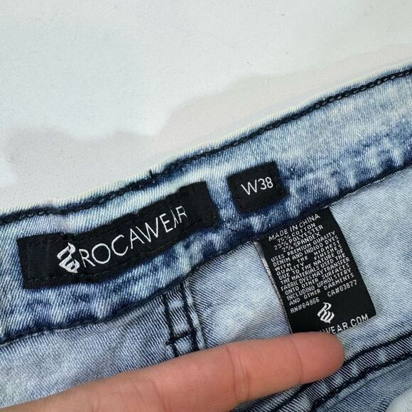 Rocawear Jean Shorts Mens W38 Blue Acid Light Wash Orignal Denim 90s Y2K Hip Hop - Picture 6 of 8